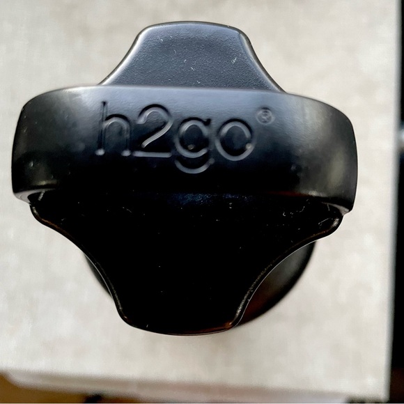 Black Stainless Steel Water Bottle H2go Insulated Grab and Go Thermos 24 Fl oz - Picture 5 of 7